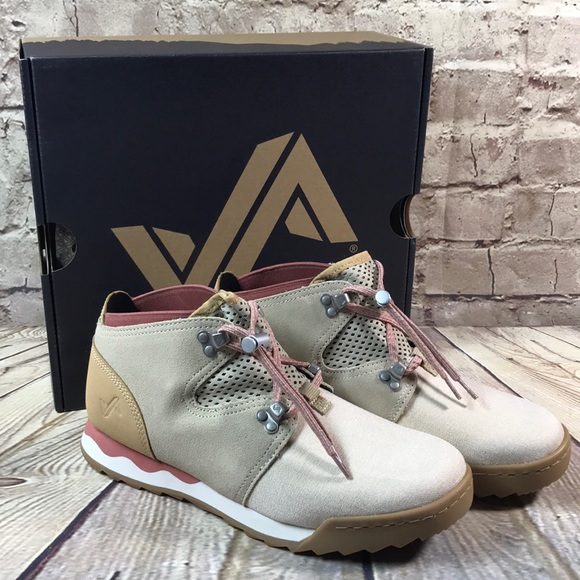 forsake contour boot